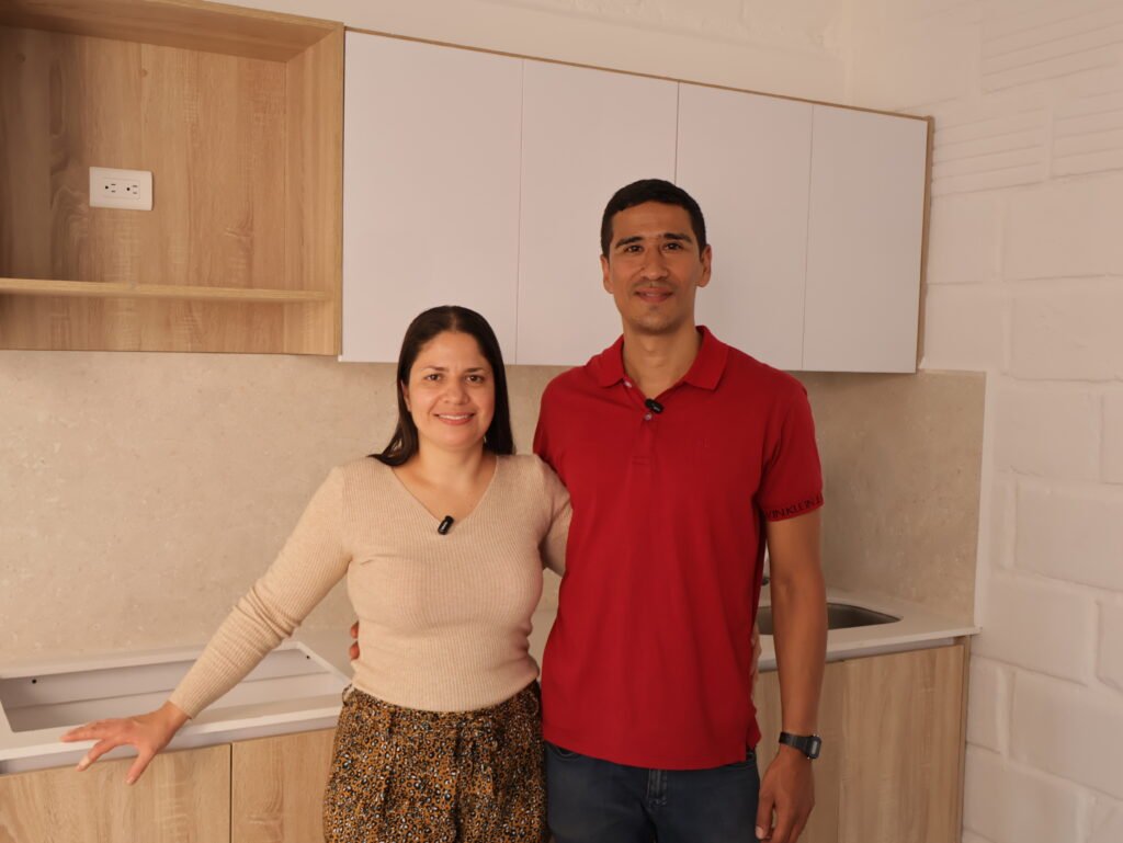 Mónica y Juan Carlos, beneficiaros del Programa de Vivienda - Arriendo Condonable 2025